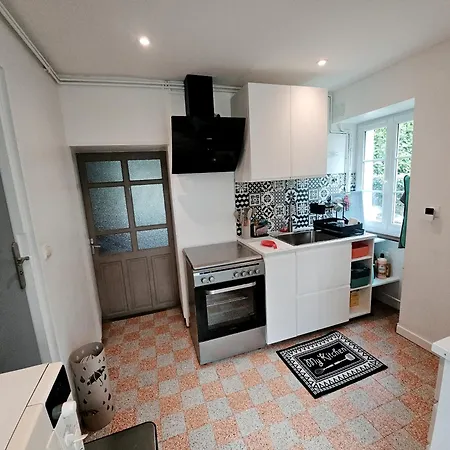 Maison T2 Meuble A La Campagne *