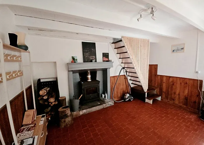 Maison T2 Meublé à La Campagne Hébergement de vacances *